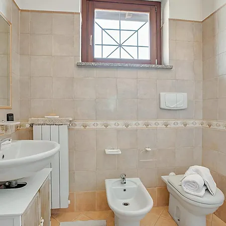 Alba Rosa - 2 Bed, 2 Bath - Happy Apartment Taino