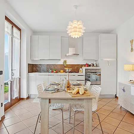 Alba Rosa - 2 Bed, 2 Bath - Happy Taino